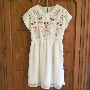 Downest Basics Bohemian Embroidered Peasant Dress